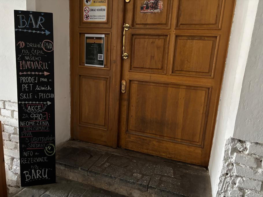 Krátce před Vánoci do podniku dorazila Státní veterinární správa. Ta žádné pochybení nezjistila. Inspekce z 15. ledna ale dopadla jinak.