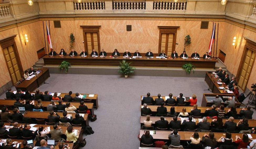 Ústavní soud projednává Lisabonskou smlouvu