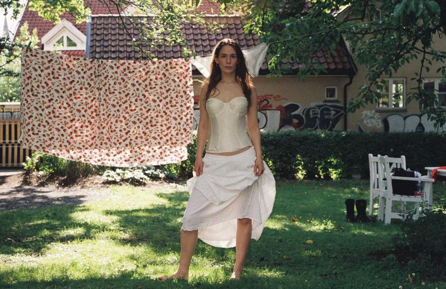 Norská zpěvačka a producentka Anna of the North.