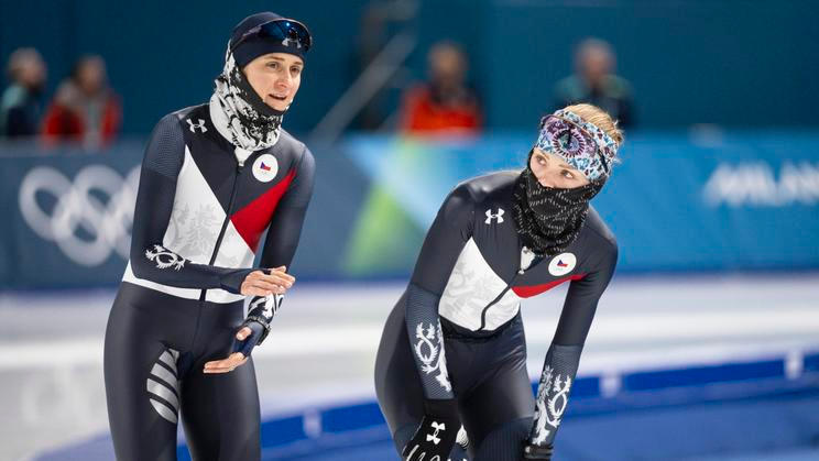 Martina Sáblíková a Nikola Zdráhalová při tréninku na olympiádě 2026