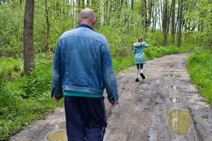 Jako moderní Batmani, lovit pedofily je „in“. Došlo na aligátory, ale i sebevraždy