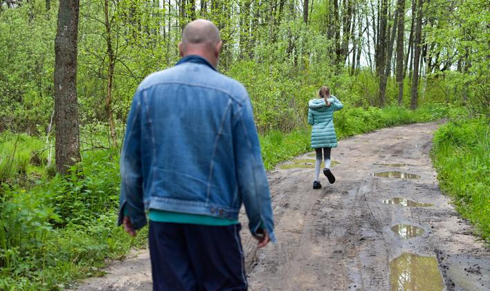 Assault,And,Kidnapping.,Victims,Are,Children,Of,The,Rapist.,Hostages