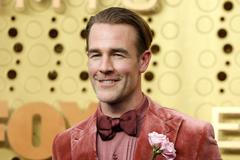 Po boji s rakovinou zemřel americký herec James Van Der Beek, bylo mu 48 let.