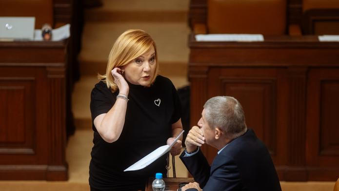 Schůze Poslanecké sněmovny, Alena Schillerová, Andrej Babiš
