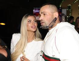 Lela Vémola, Karlos Vémola