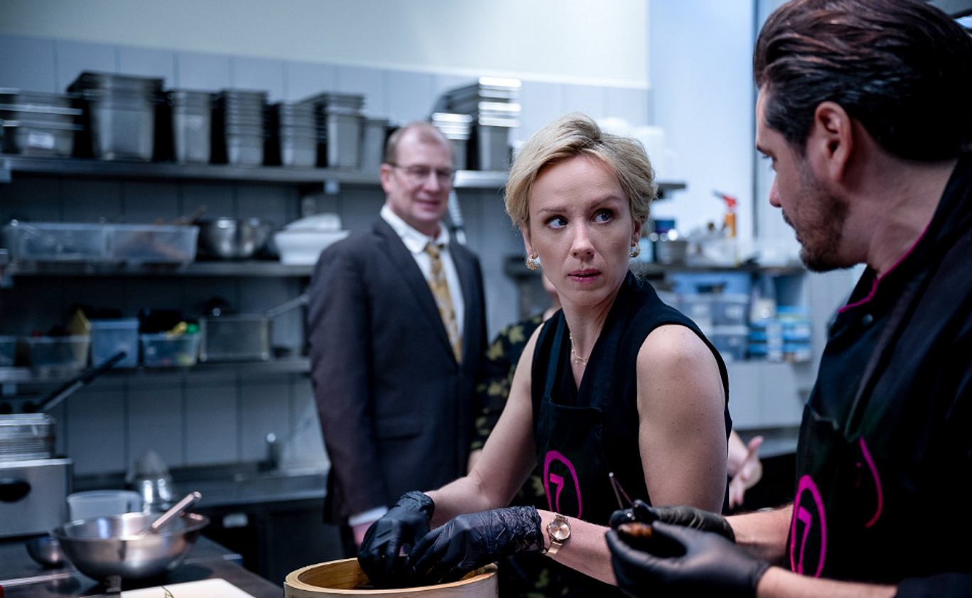 Komedie Když se zhasne vstoupí do českých kin 12. února 2026.