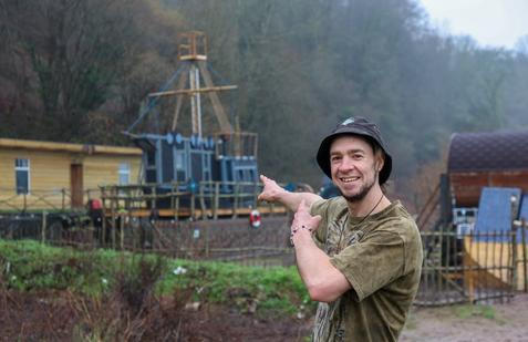 Dad faces tearing down £36K pirate ship home built without planning permission