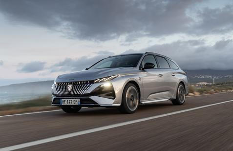 Peugeot uvádí na český trh omlazenou 308 SW.