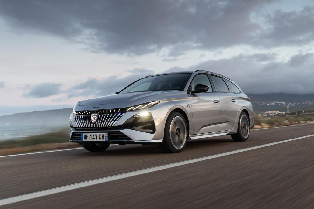 Peugeot uvádí na český trh omlazenou 308 SW.