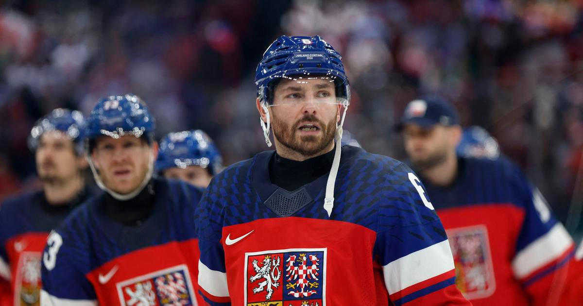 Debakl je velkou komplikací, ale šance na přímý postup žije. Co Češi potřebují