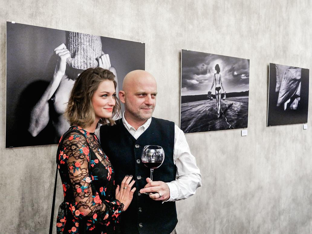Herec a fotograf Hynek Čermák na vernisáži výstavy Nik On Akt, Nikon Gallery, Praha Herec a fotograf Hynek Čermák na vernisáži výstavy Nik On Akt, Nikon Gallery, Praha