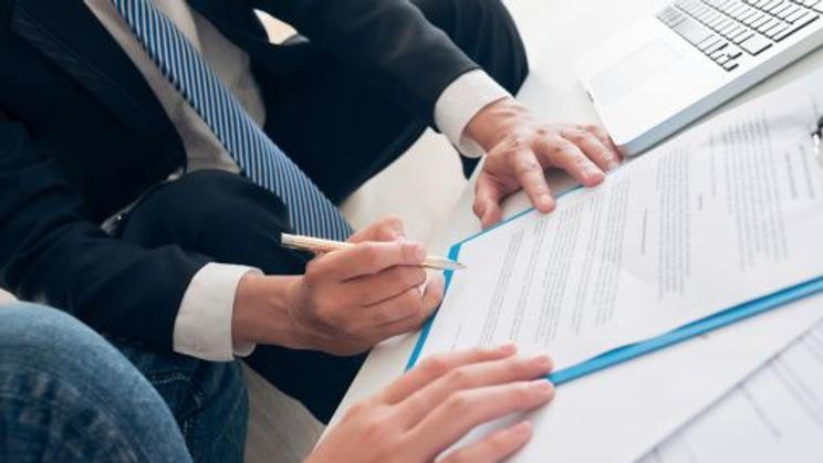 Jenom loni napadlo u finančního arbitra platnost úvěrových smluv z důvodu „selhání odborného posouzení úvěruschopnosti“ více než 11 tisíc lidí, vyplývá z dat Kanceláře finančního arbitra (KFA).