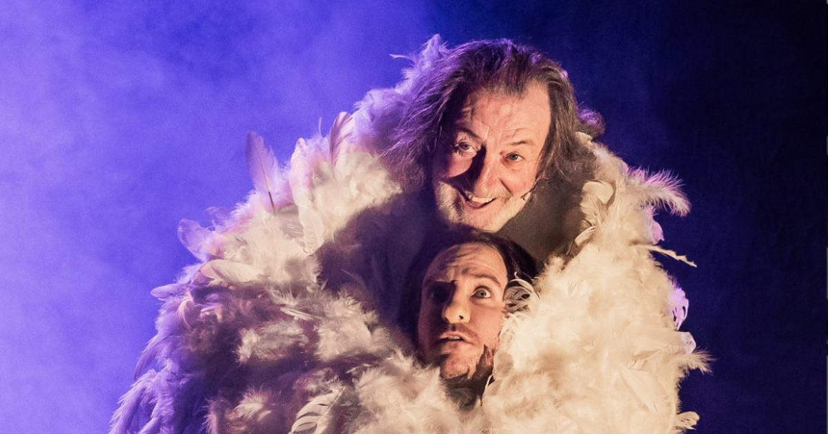 Hra Bolka Polívky Anděl v lihu je poctou herci Pechovi. V pátek má premiéru v Praze