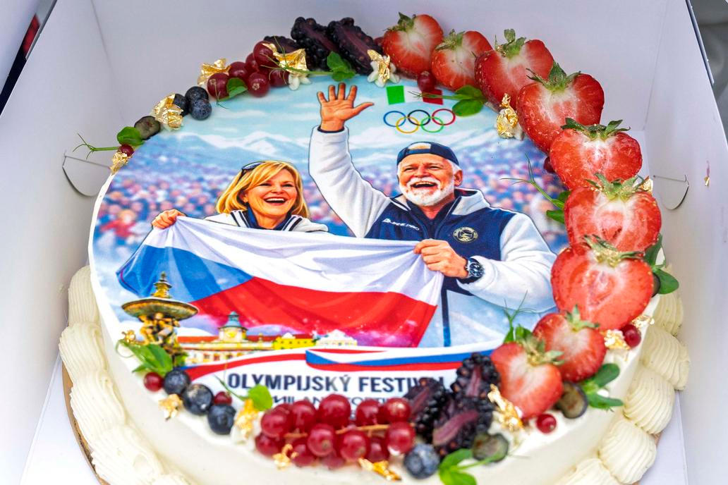 Hokejový dres č. 61 a prezident, který si to opravdu užívá