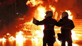 Škoda tyhle fotky minout: divoký Bunny, poselství na rukavici nebo gangsterka na dálnici