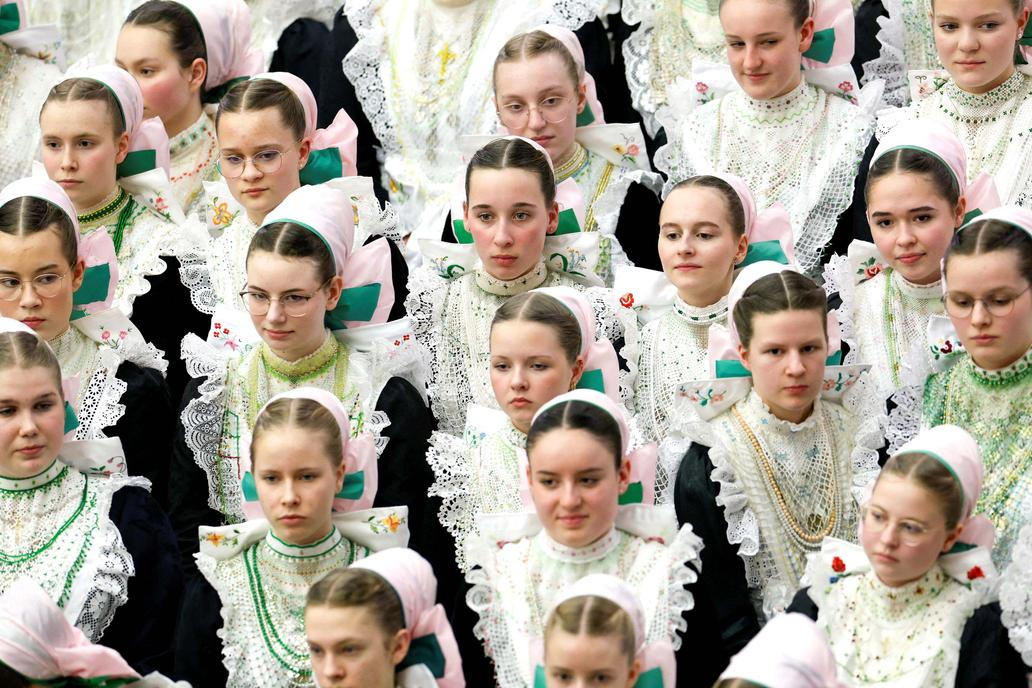 Škoda tyhle fotky minout: divoký Bunny, poselství na rukavici nebo gangsterka na dálnici