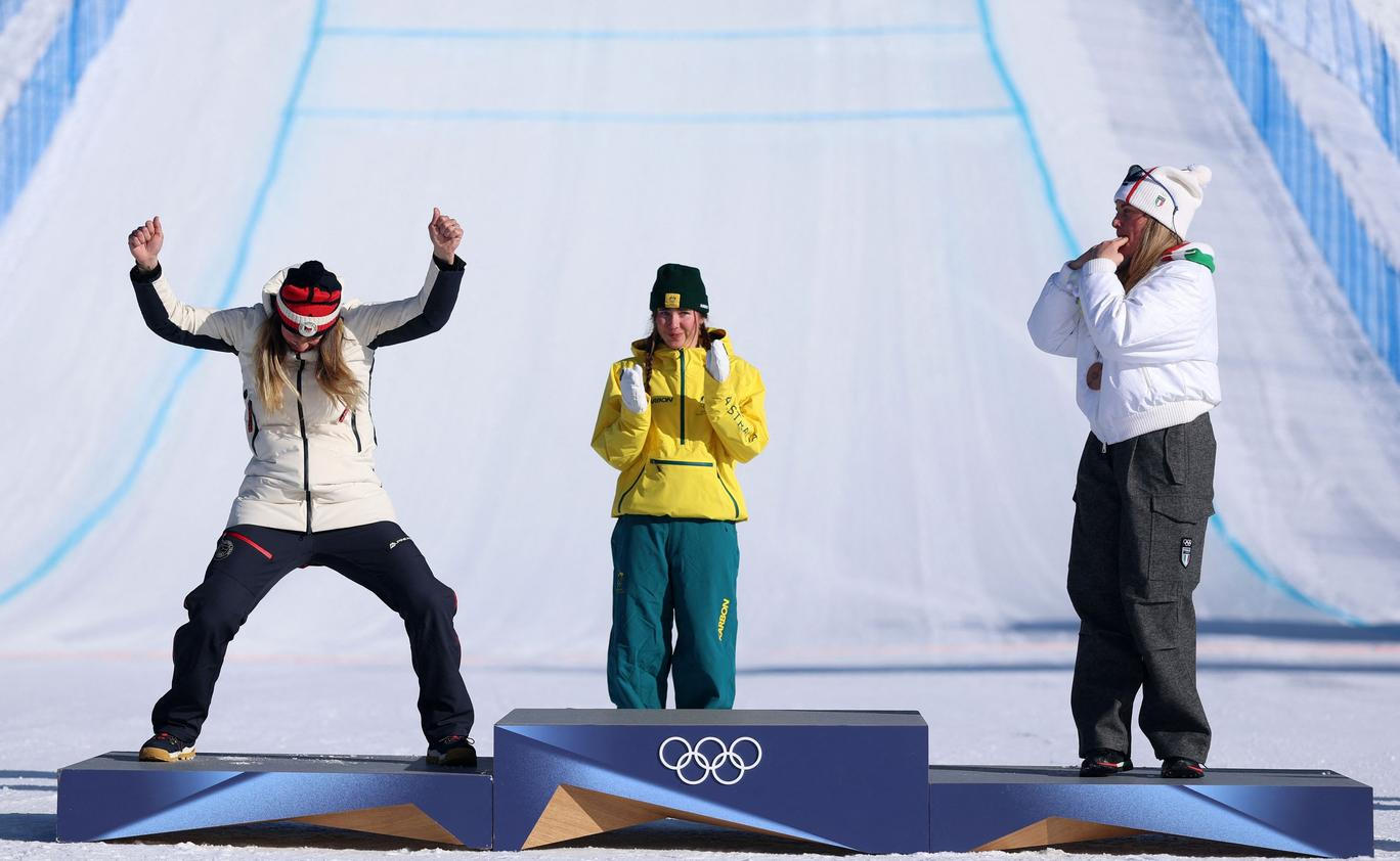 Snowboard - Women's Snowboard Cross Victory Ceremony