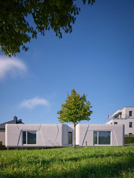 Za projektem Tiny House LUX stojí architekt Bujar Hasani ze studia ODA Architects, který si společně s obcí Niederanven položil jednoduchou otázku: Co kdybychom právě tato „hluchá místa“ proměnili v kvalitní domovy? 