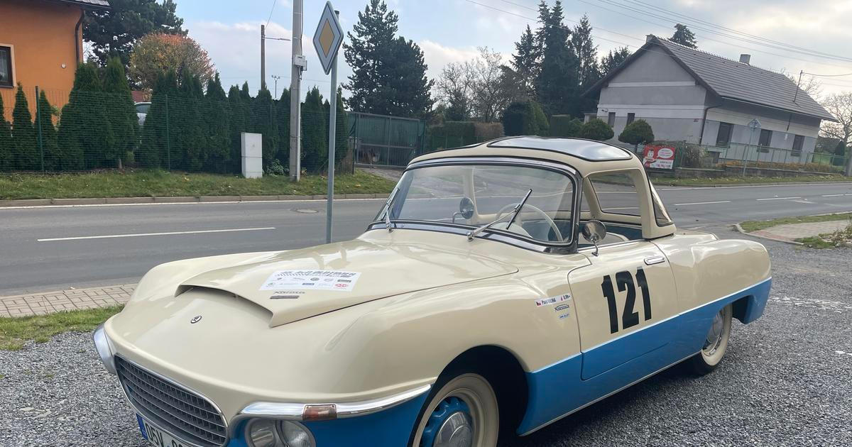 Za 10 milionů, nebo výměna za jiného veterána. Unikátní Škoda 440 Karosa hledá nový domov