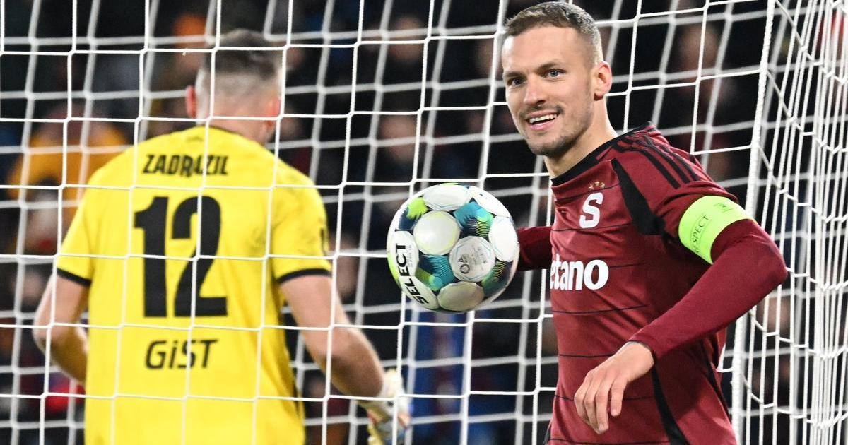 Sparta si užívá fotbalové jaro, vyhrála i třetí zápas. Teď to odnesl Hradec