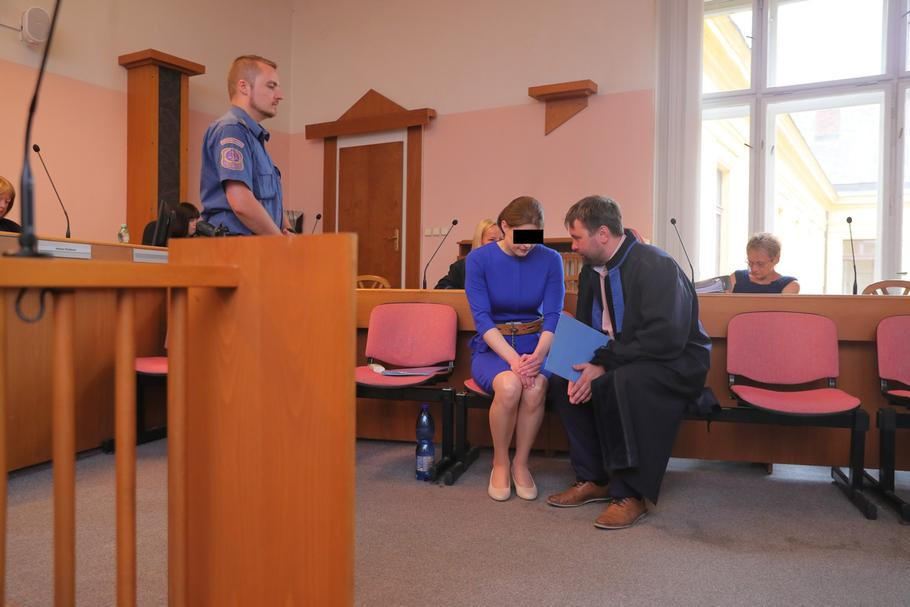 Magdalena Š. u Městského soudu v Praze během hlavního líčení, které řešilo, zda jednala pod vlivem manipulace či indukovaného bludu. 30. 6. 2023