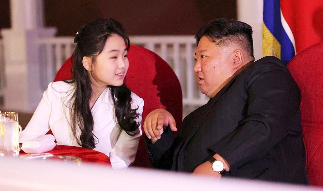 V Severní Koreji nemá Kim Ču-e žádný známý oficiální titul. Vnější svět nikdy neslyšel její hlas. Severokorejská státní média ji ani nejmenovala a označovala ji pouze za „nejmilovanější“, „nejváženější“ nebo „drahou“ dceru svého vůdce.