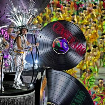 Samba pro prezidenta: karneval v Riu vyvolal politické vášně