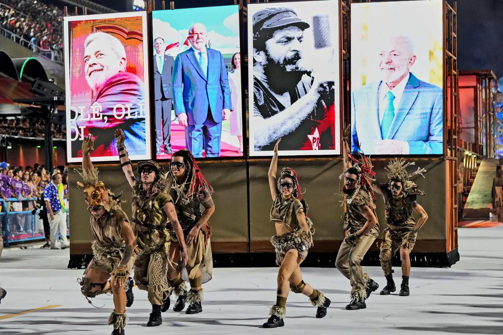 Samba pro prezidenta: karneval v Riu vyvolal politické vášně