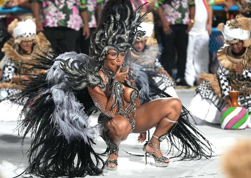 Samba pro prezidenta: karneval v Riu vyvolal politické vášně