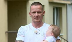 Temperamentní Eva zamíří do rodiny, kde se pokusí přesvědčit tatínka, pro kterého je sport na prvním místě, že stejně důležitá je i rodina. Andrea se naopak vydá do domácnosti k partnerovi, který se intenzivně věnuje sociálním sítím. Obě ženy vystoupí ze svých komfortních zón, aby poznaly odlišné postoje, hodnoty i každodenní fungování nové rodiny.