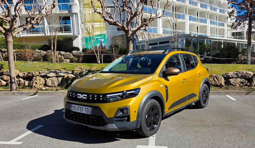 Dacia Sandero Stepway přichází na trh v omlazené podobě.