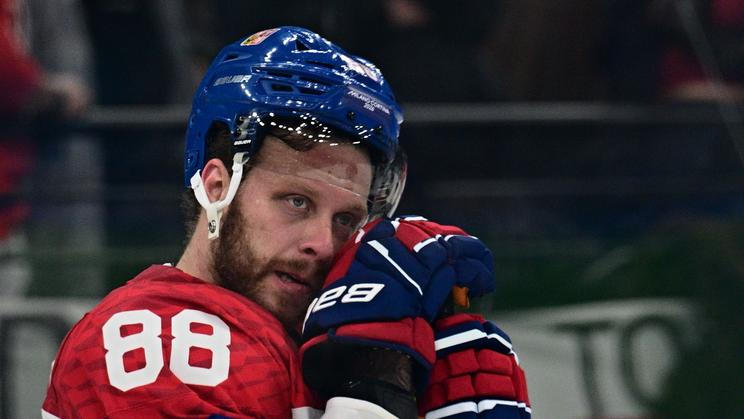 Zklamaný David Pastrňák po čtvrtfinále Česko - Kanada