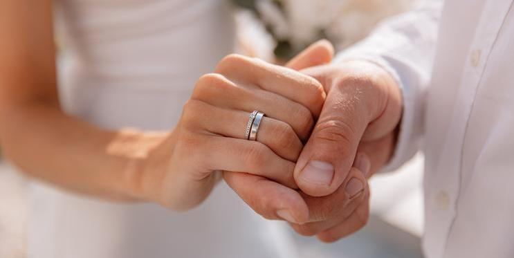 Diagnóza v lékařské zprávě a místo chystání veselky začal nemilosrdný závod o vteřiny.