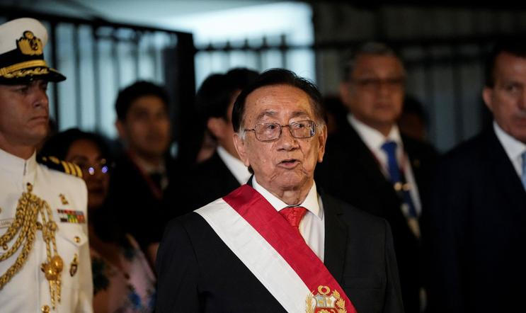 Prozatímní prezident Peru José Balcázar.