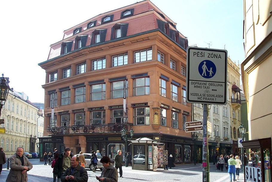 Dům U Černé Matky Boží