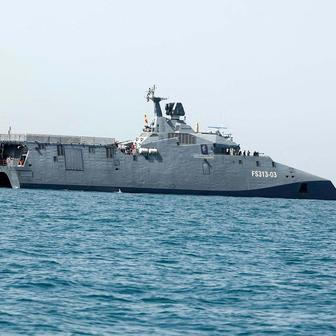 Perský záliv se mění v šachovnici velmocí. Kdo udělá první tah?