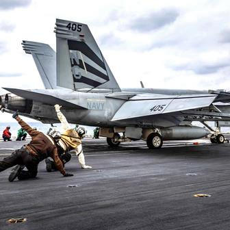 Perský záliv se mění v šachovnici velmocí. Kdo udělá první tah?