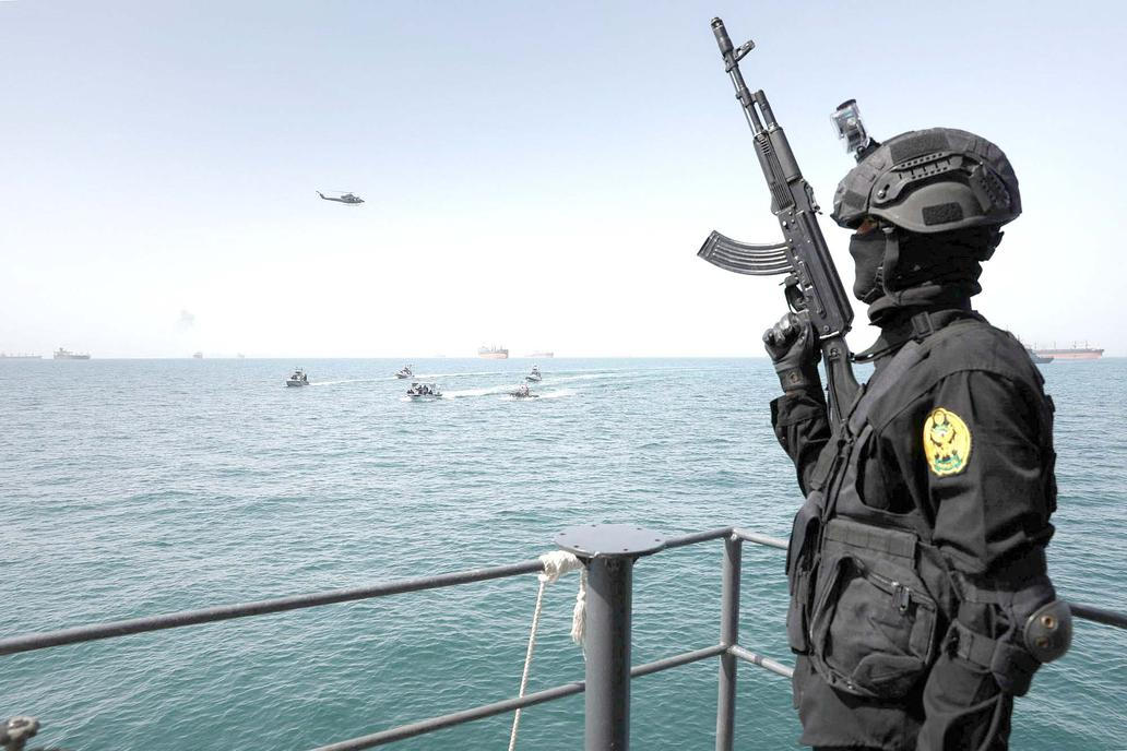 Perský záliv se mění v šachovnici velmocí. Kdo udělá první tah?