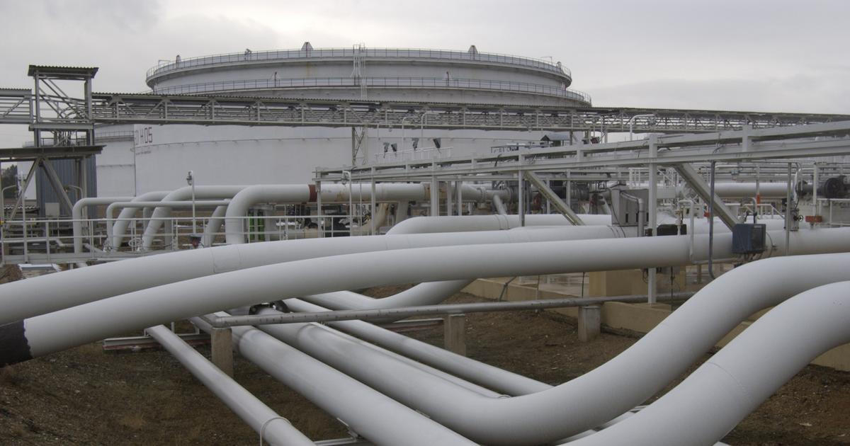 Poškodil ho cílený útok? Klíčový ropovod pro Česko pět dní nefungoval