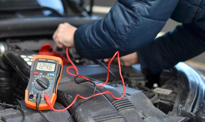 Jak pečovat o autobaterii