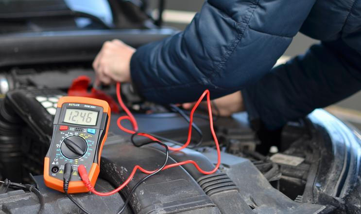 Jak pečovat o autobaterii