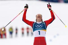 Johannes Hösflot Klaebo slaví triumf v běhu na 50 km klasicky na ZOH 2026