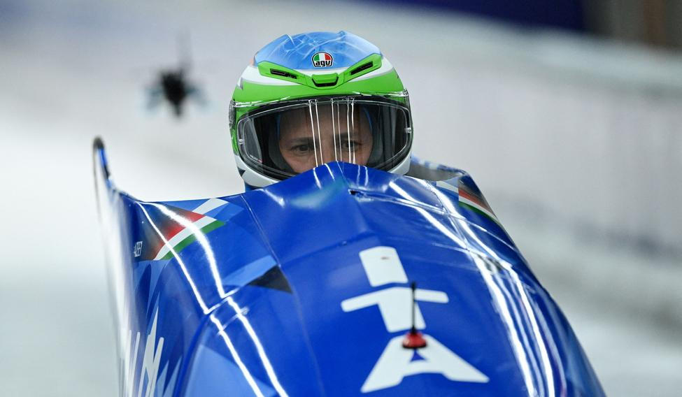 Simona de Silvestrová pilotuje italský dvojbob na ZOH 2026.