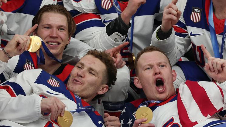 Ice Hockey - Men's Victory Ceremony