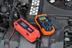 Jak pečovat o autobaterii