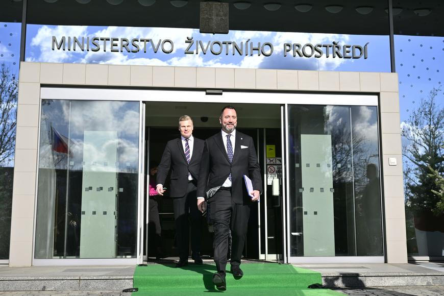 „Oprosťme se od zelené ideologie.“ Kdo je Turkův náhradník na ministerstvu životního prostředí?