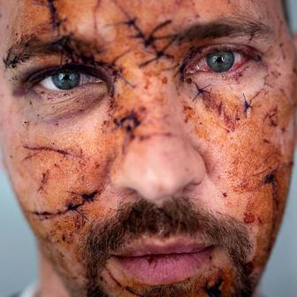 Tváře odvahy a bolesti: čtyři roky od začátku ruské invaze na Ukrajinu