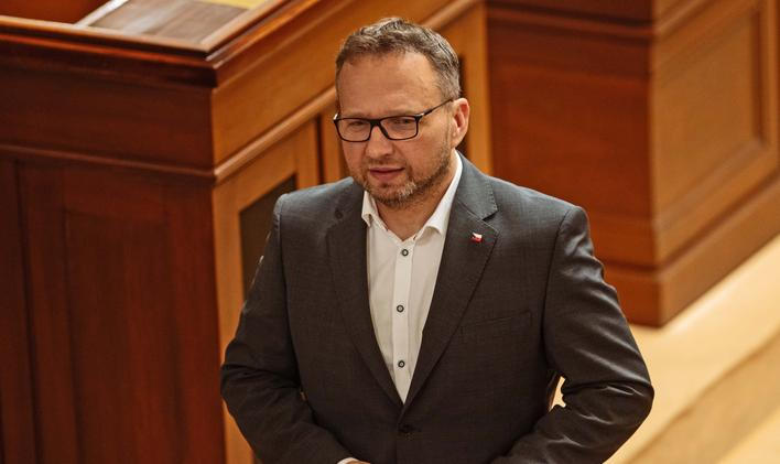 Schůze Sněmovny a vyslovení důvěry vládě, Marian Jurečka