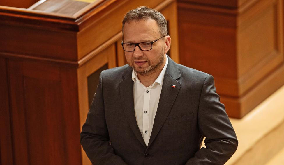 Schůze Sněmovny a vyslovení důvěry vládě, Marian Jurečka