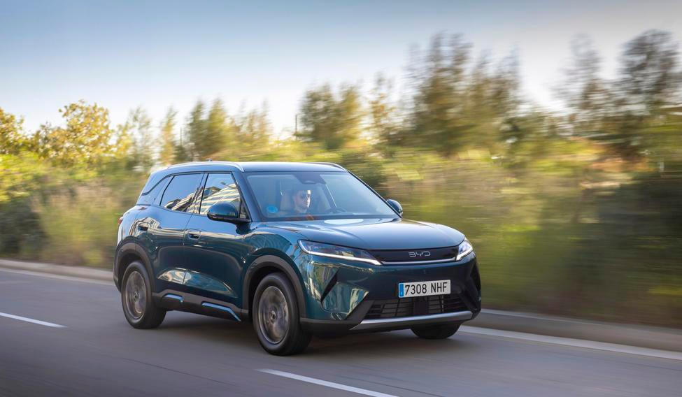 BYD Atto 2 DM-i se v Německu prodává s nevídanou slevou.